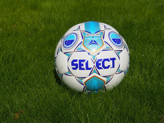 他都以場上 他都以場上